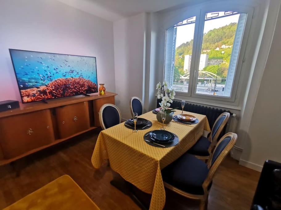 Boheme Chic Apartment Безансон Екстериор снимка