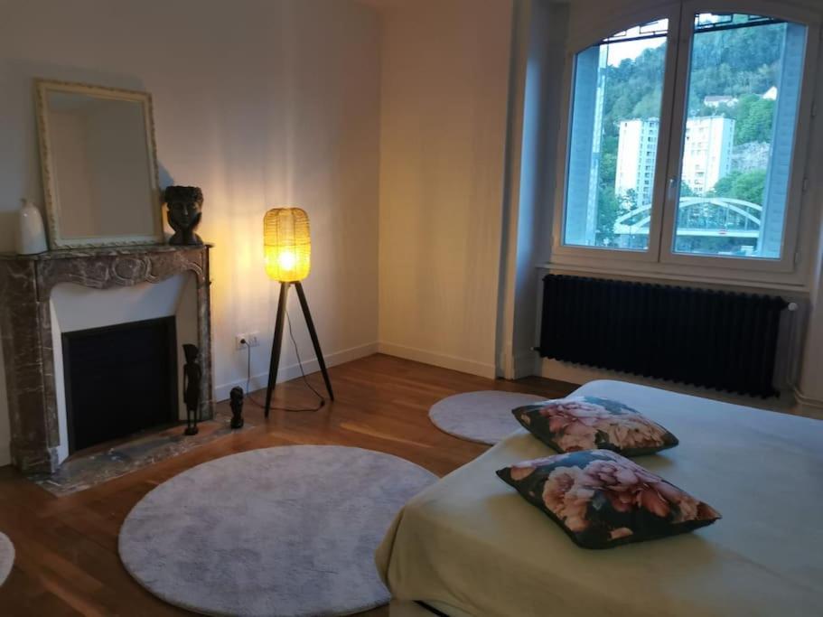 Boheme Chic Apartment Безансон Екстериор снимка